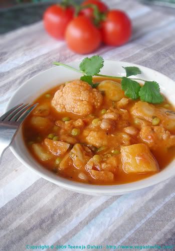 vegan,stew,potatoes,cauliflower,pinto  beans