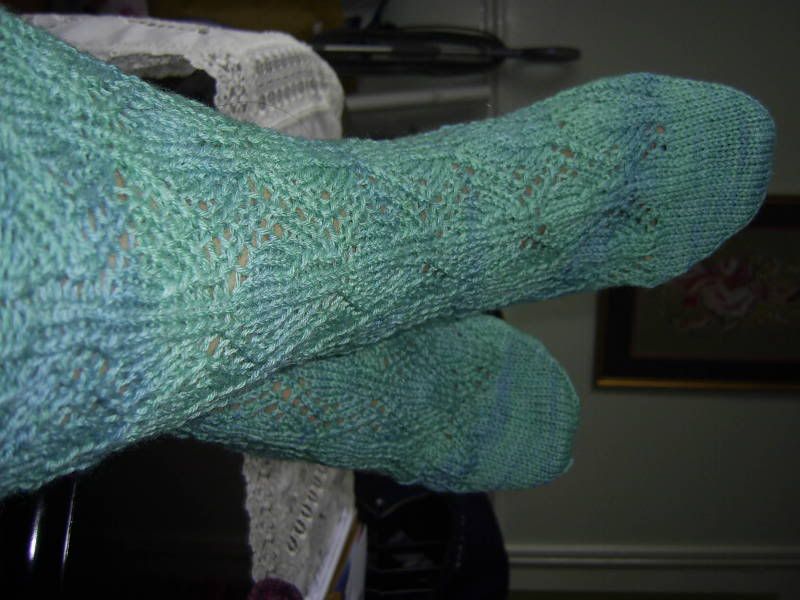 Summer Lovin Socks by Knitting Nonstop