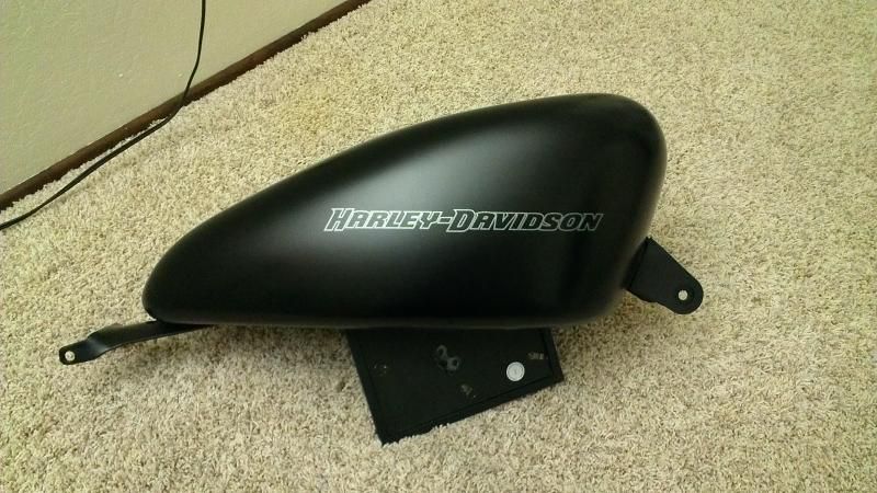 iron 883 bigger tank