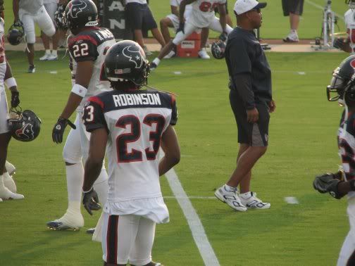 TexansTrainingCampAug01056.jpg