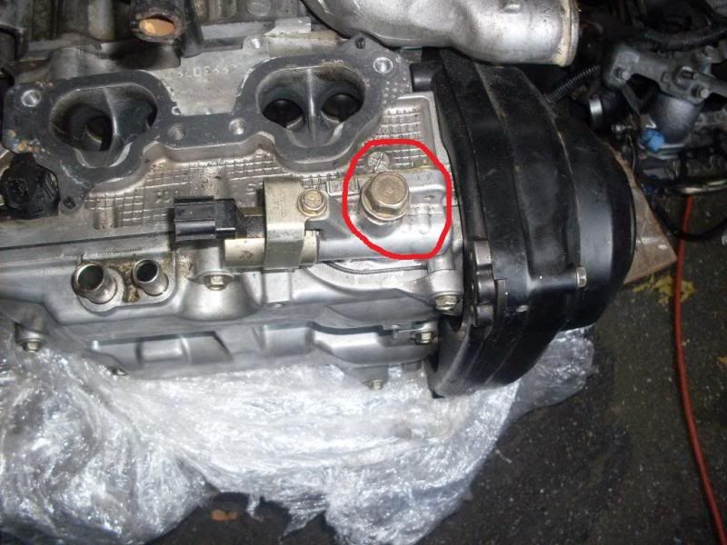 please help with ej257 swap question...oil line? pics