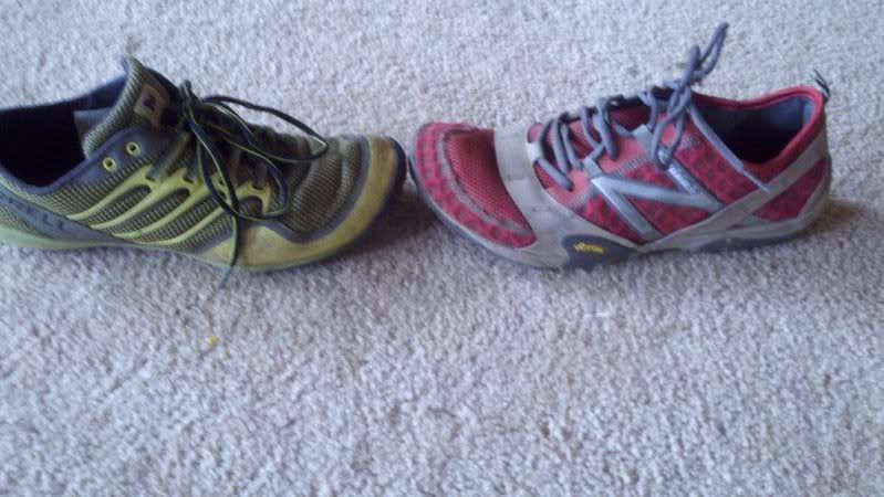 new balance minimus vs merrell trail glove