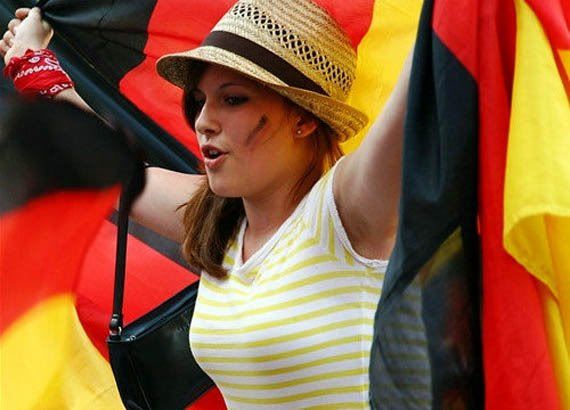 german_world_cup_flag_female.jpg