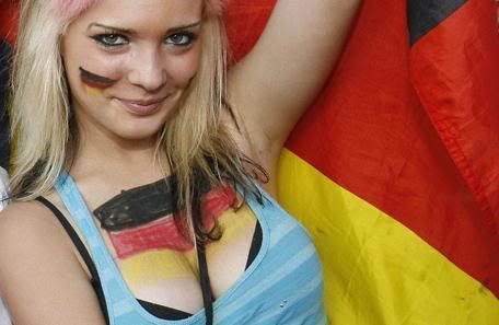 sexy-german-soccer-football-fans.jpg