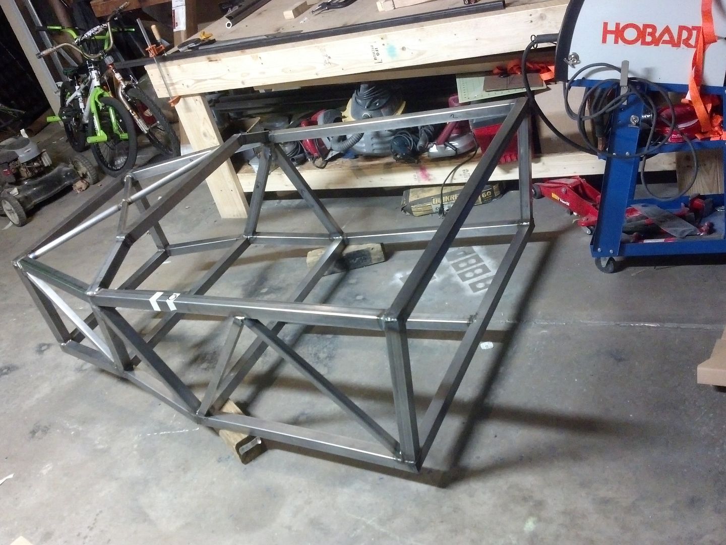 Midengine tube chassis build...