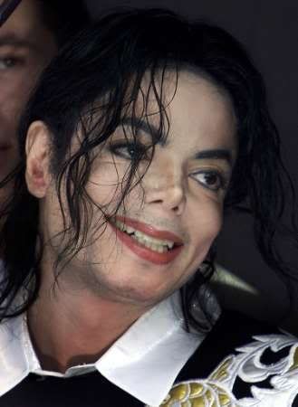 Ah-The-Smile-michael-jackson-8920145-329-450.jpg