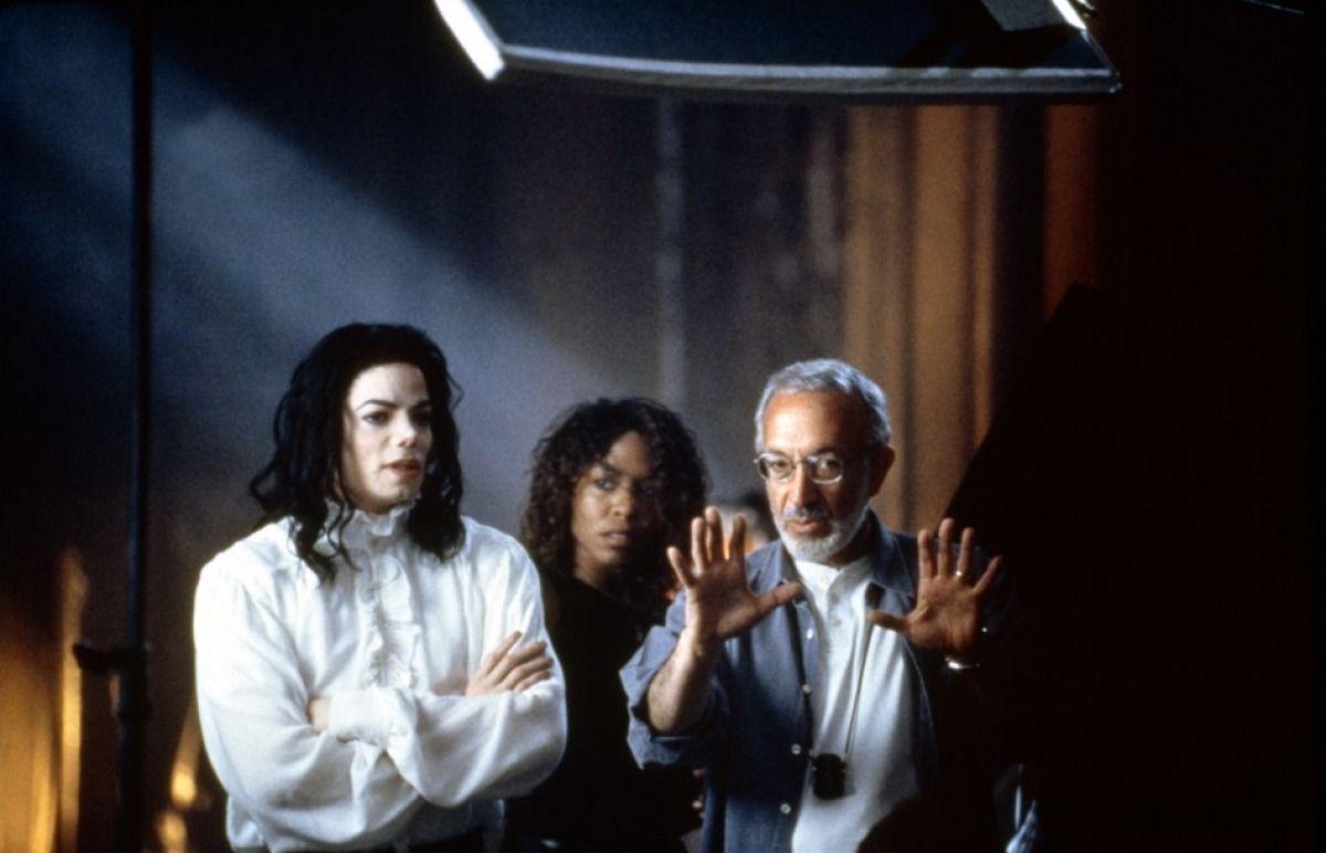 StanWinston-MJ-Ghosts1.jpg