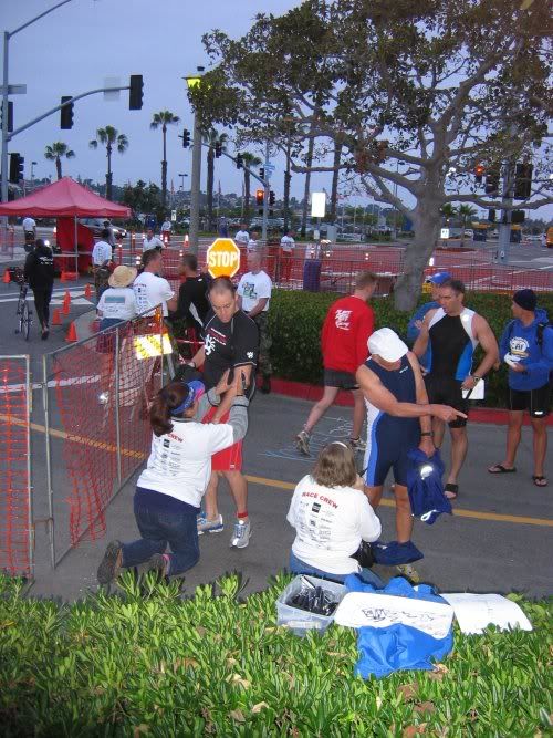 http://img.photobucket.com/albums/v650/bcreager/triathlon/San%20Diego%20International%206-26-05/body_marking.jpg