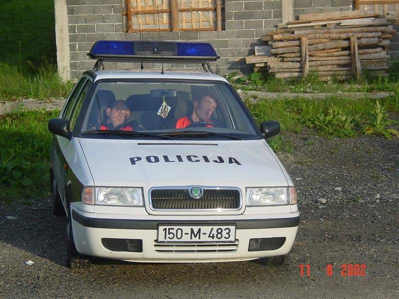 BosnianCopsHardatWork.jpg