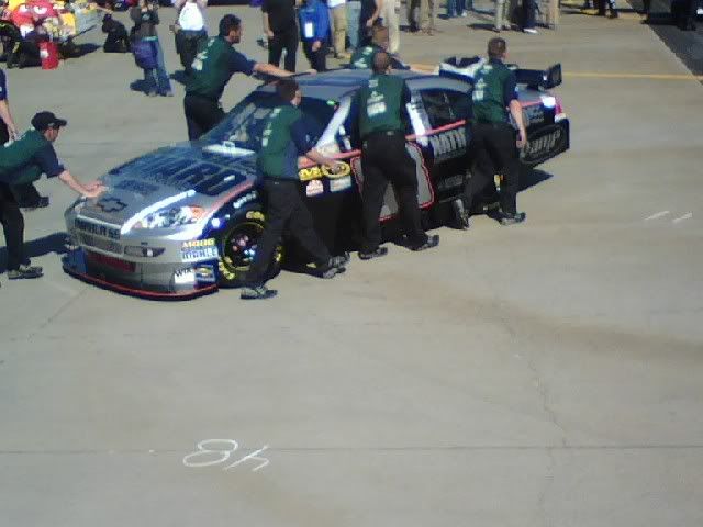 http://img.photobucket.com/albums/v651/SoLowXtreme/Nascar%20All%20Star%20Race%205-17-08/0517081641.jpg