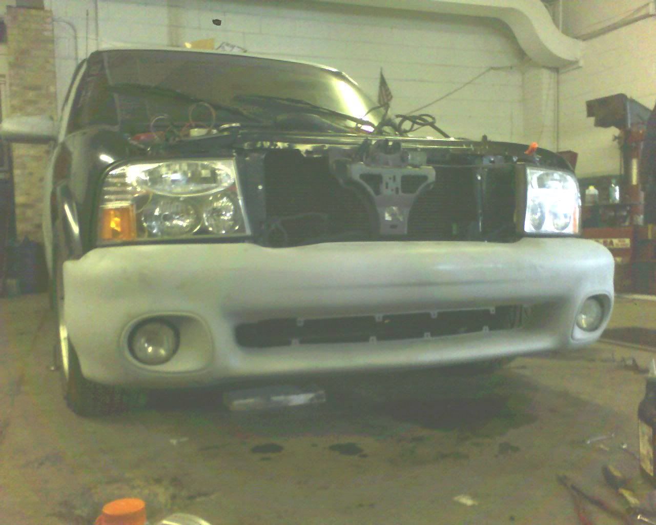 http://img.photobucket.com/albums/v651/SoLowXtreme/progress%20pics/01_25_06_1327.jpg