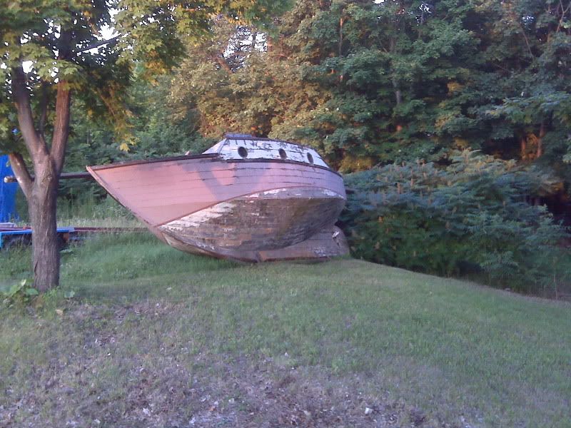 Abandoned boat 3