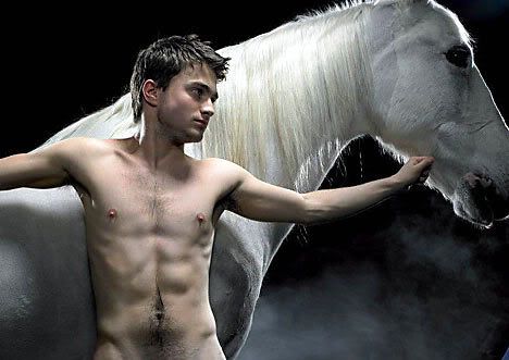 Daniel+radcliffe+horse+picture