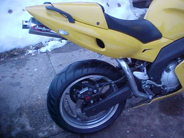 http://img.photobucket.com/albums/v651/scriptor/MVC-224F.jpg