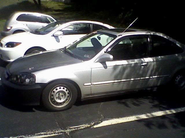 http://img.photobucket.com/albums/v652/brybone/civic8.jpg