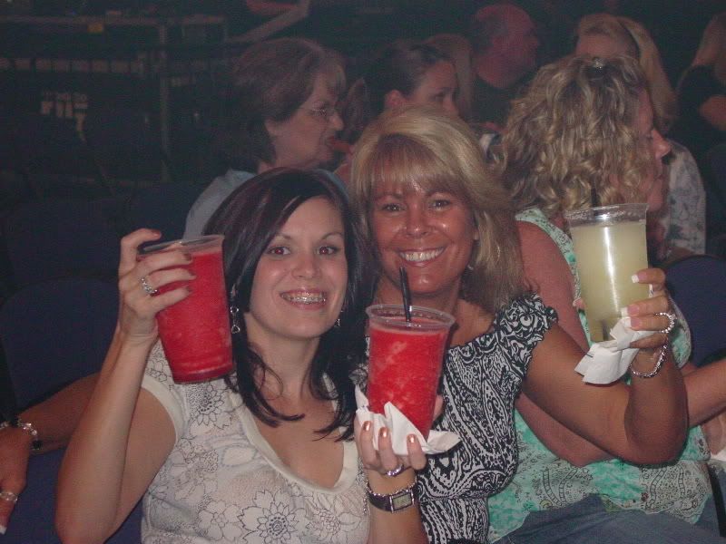 IMAGE: http://img.photobucket.com/albums/v653/Luvmotorcross/DSC00019_1.jpg