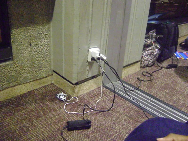 http://img.photobucket.com/albums/v654/DreRX8/Hawaii%20July%202010/DSC00369.jpg
