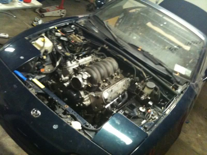 http://img.photobucket.com/albums/v654/Minglor/LS1%20Miata/IMG_0313.jpg