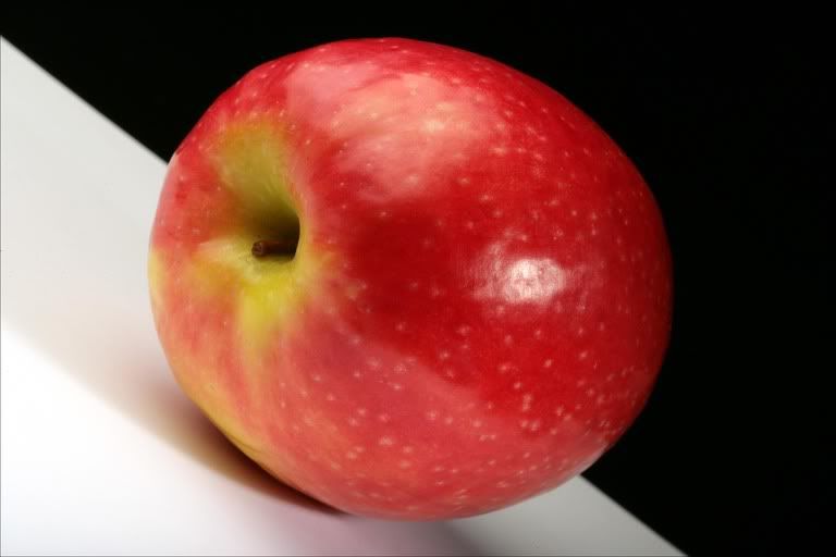 red-apple1.jpg
