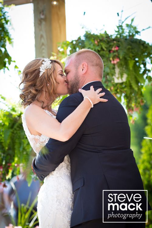 IMAGE: http://img.photobucket.com/albums/v660/Steve126a/Emily%20and%20Adam%20Wedding/Emily_Adam_Wedding_POTN-10_zps993ebcc0.jpg