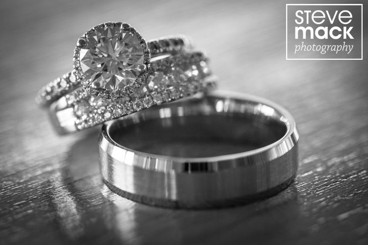 IMAGE: http://img.photobucket.com/albums/v660/Steve126a/Emily%20and%20Adam%20Wedding/Emily_Adam_Wedding_POTN-2_zpseeb57540.jpg