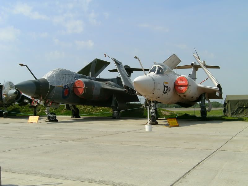 http://img.photobucket.com/albums/v660/benyboy/elvington120508003.jpg