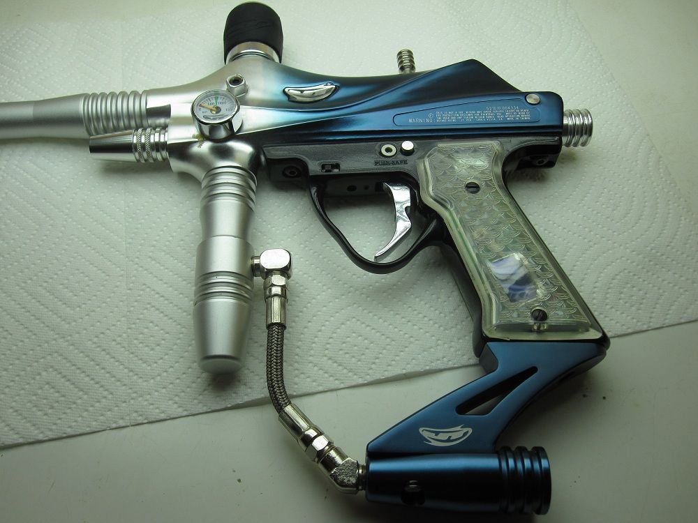 do you guys know what marker this is? thanks! r/paintball