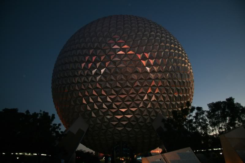 Photos of the golf ball Walt Disney World For Grownups