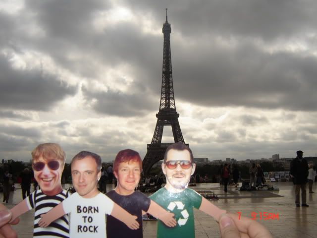 http://img.photobucket.com/albums/v661/Amberlite/Paris/DSC02728.jpg