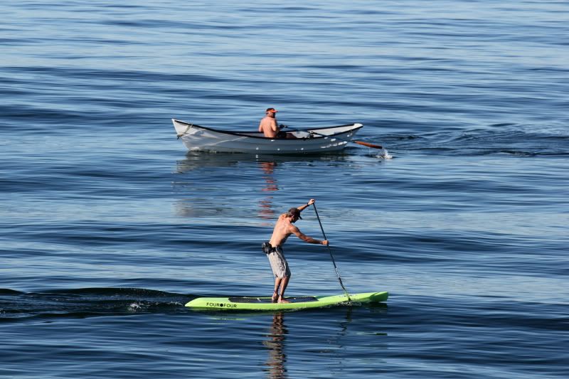 IMAGE: http://img.photobucket.com/albums/v661/dave_weldon/Photography/Manhattan%20Beach%20Pier/MBPierTraffic.jpg