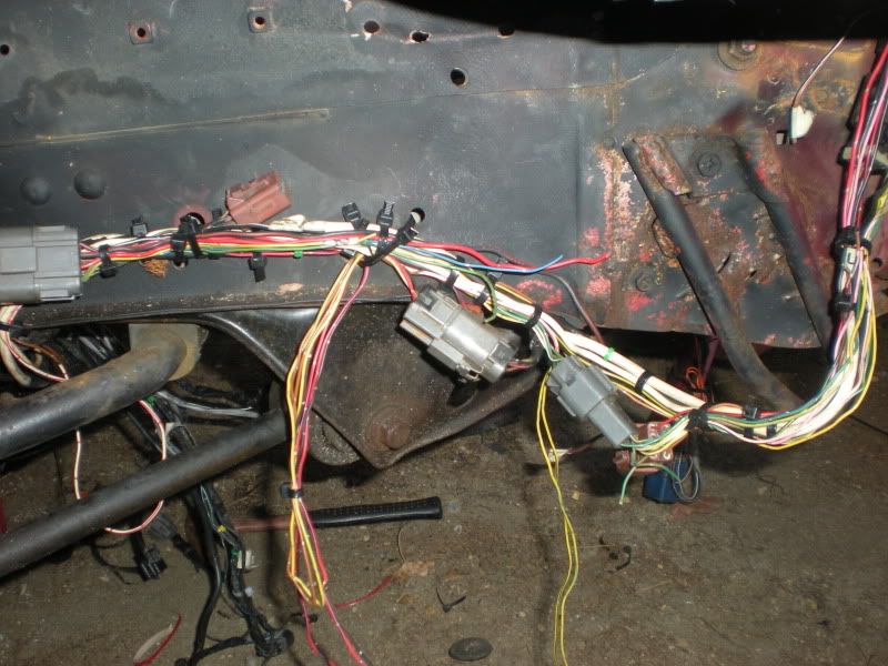 Nissan Fucked Up Wiring Connector from img.photobucket.com