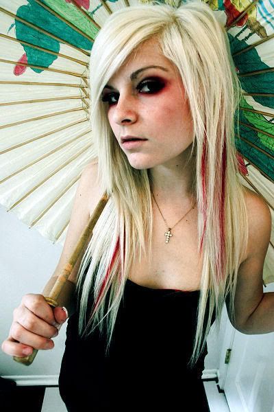 Gallery Emo Hair Styles With Image Emo Girls Hairstyle With Long Blonde Emo Hair Picture 7