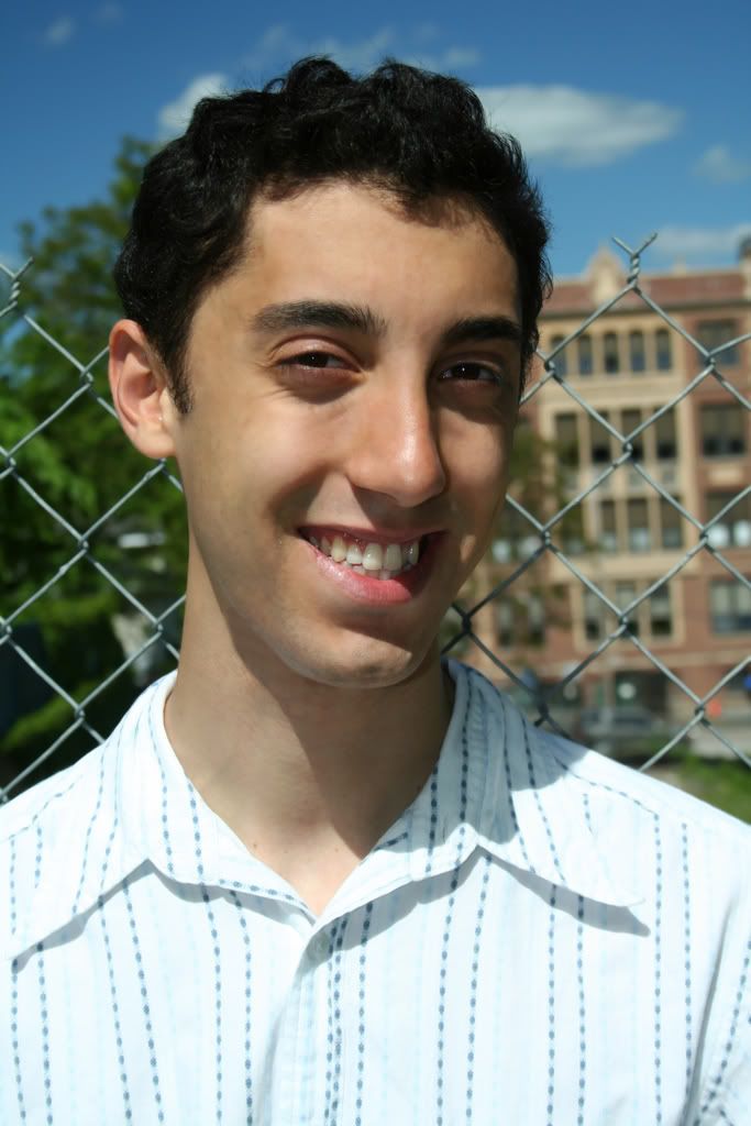 IMAGE: http://img.photobucket.com/albums/v666/penga25/1a7c338e.jpg