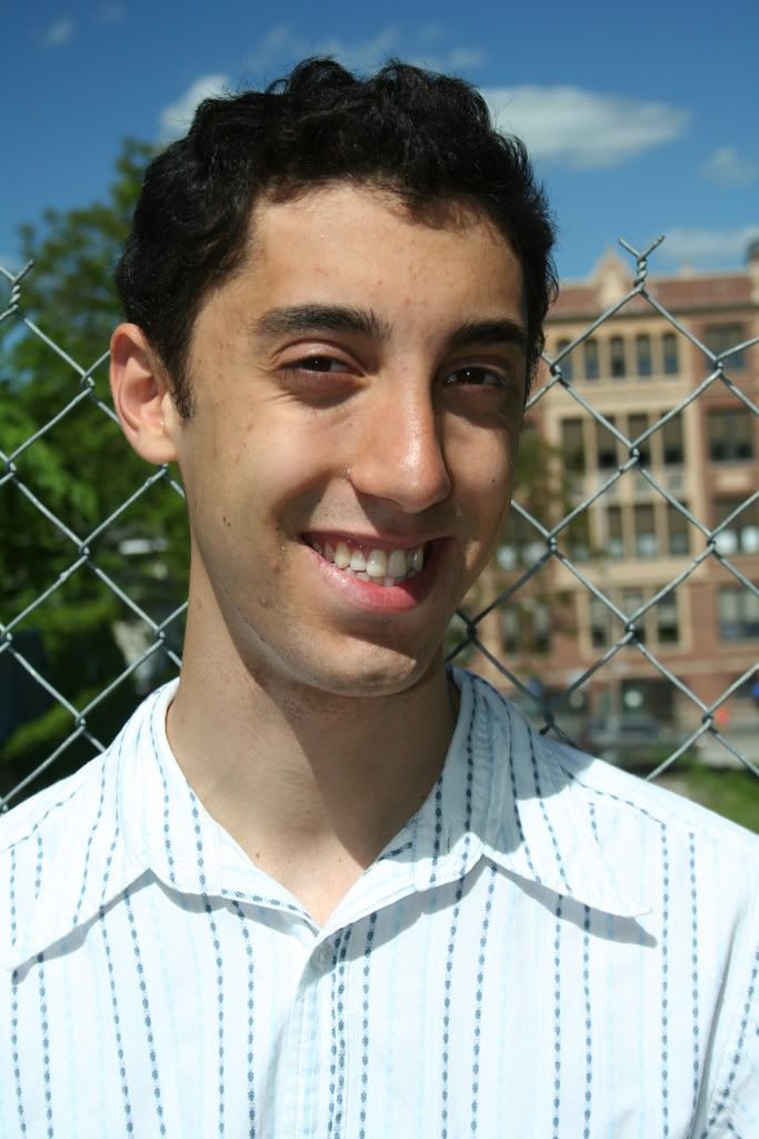 IMAGE: http://img.photobucket.com/albums/v666/penga25/808f7c97.jpg