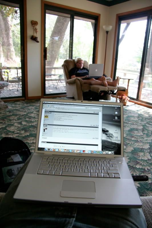 IMAGE: http://img.photobucket.com/albums/v67/turbo21/IMG_0284.jpg