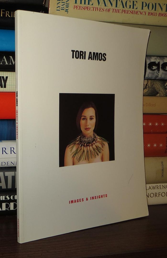 TORI AMOS - Tori Amos: Images & Insights