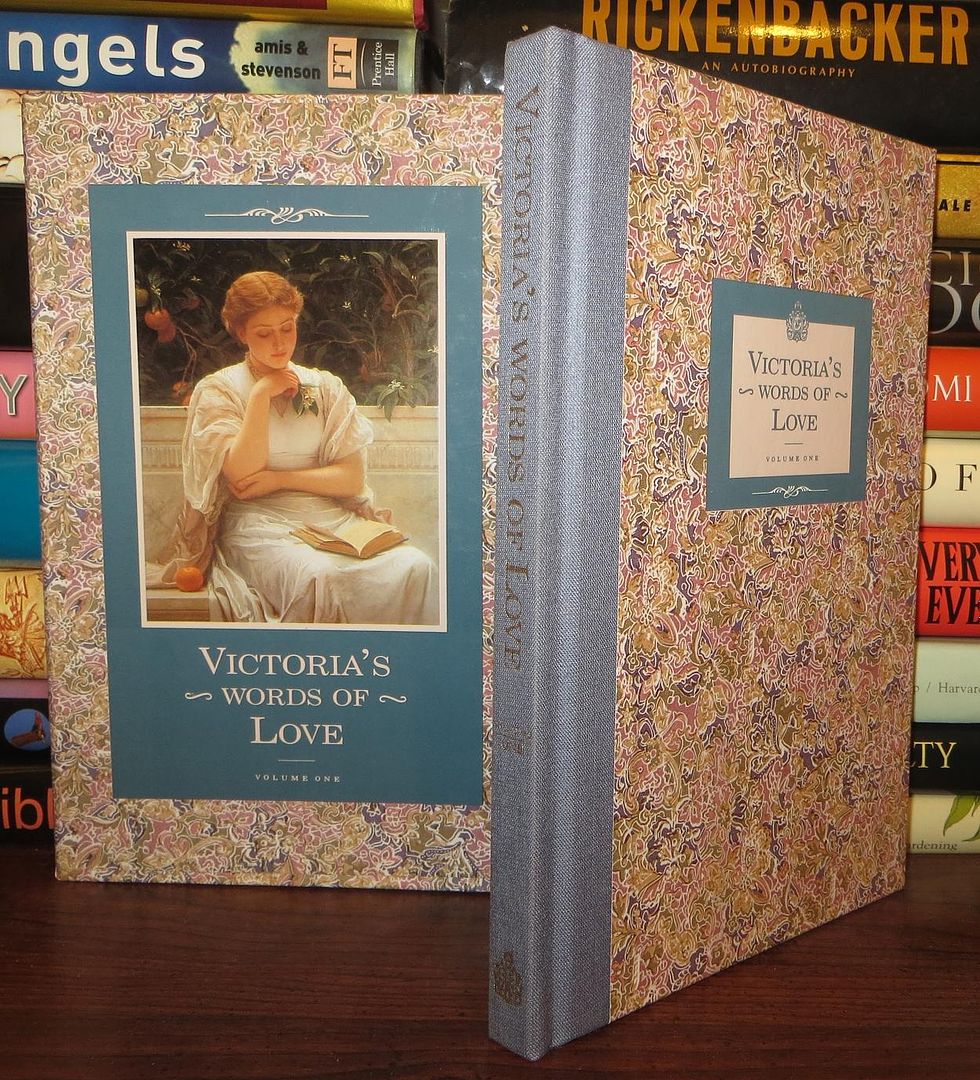 VICTORIA'S SECRET - Victoria's Words of Love Volume One
