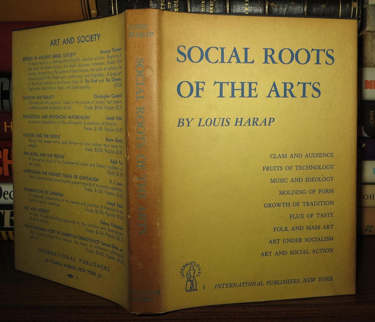 HARAP, LOUIS - Social Roots of the Arts