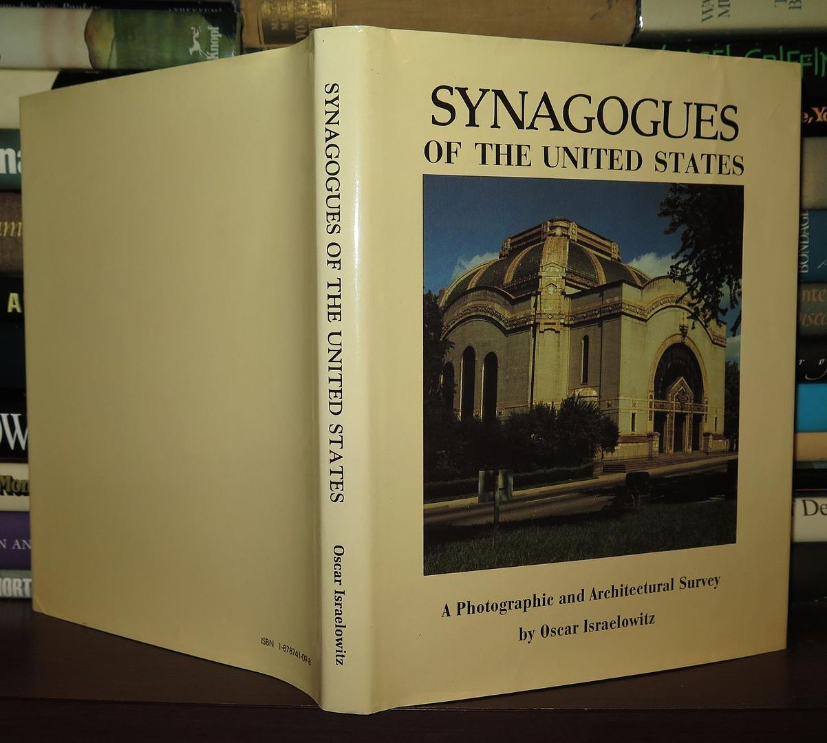 ISRAELOWITZ, OSCAR - Synagogues of the United States a Photographic and Architectural Survey
