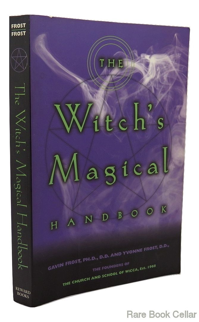 FROST, GAVIN &  YVONNE FROST - The Witch's Magical Handbook