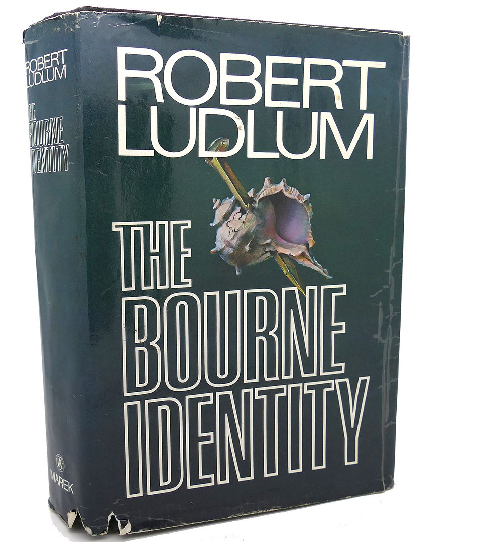 ROBERT LUDLUM - The Bourne Identity