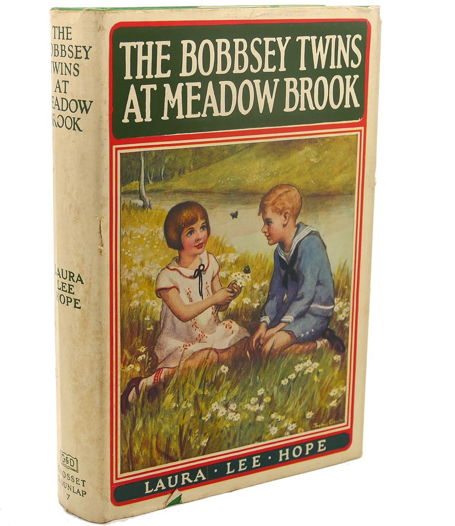 LAURA LEE HOPE - The Bobbsey Twins at Meadow Brook