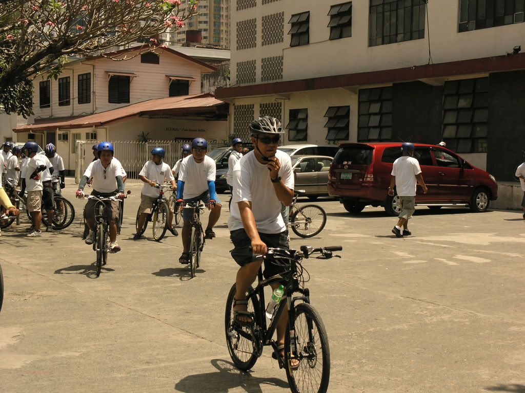 Visita Iglesia on two wheels