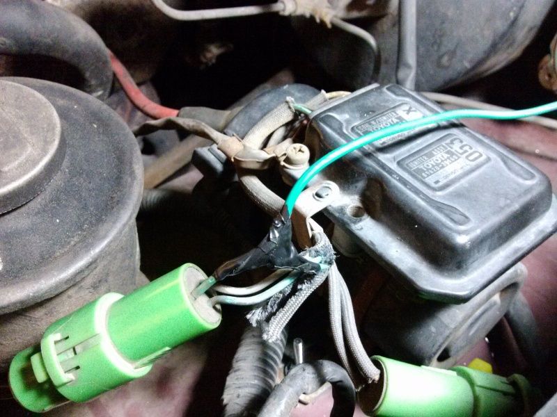 how to install a tachometer in a toyota pickup #3