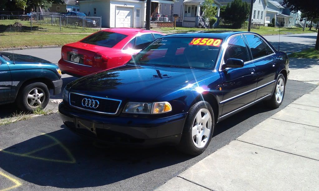 http://img.photobucket.com/albums/v674/justin9212/1999%20Audi%20A8%20Quattro%20130K%20Blue/IMAG0871.jpg