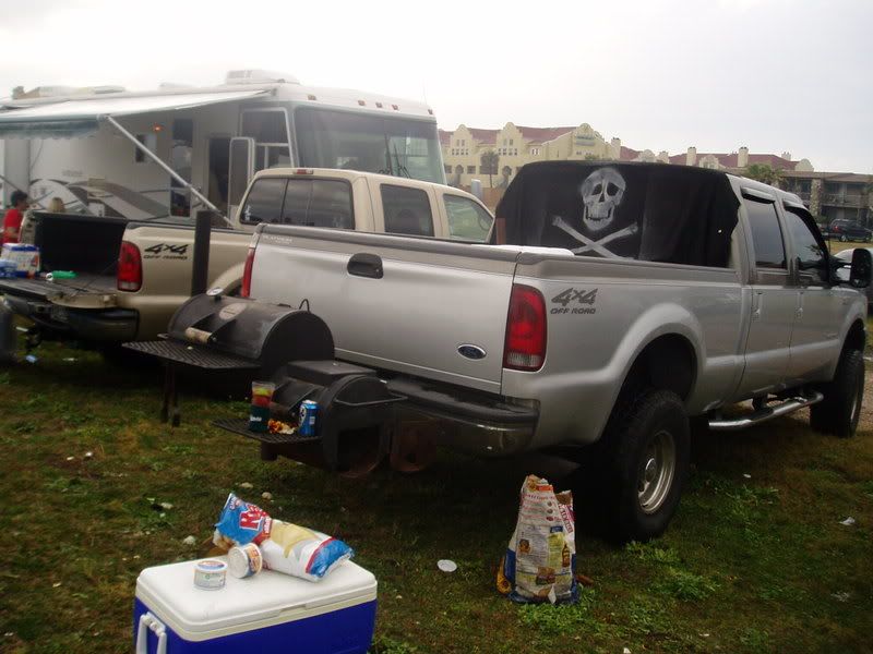 Receiver Hitch Mounted BBQ Pit