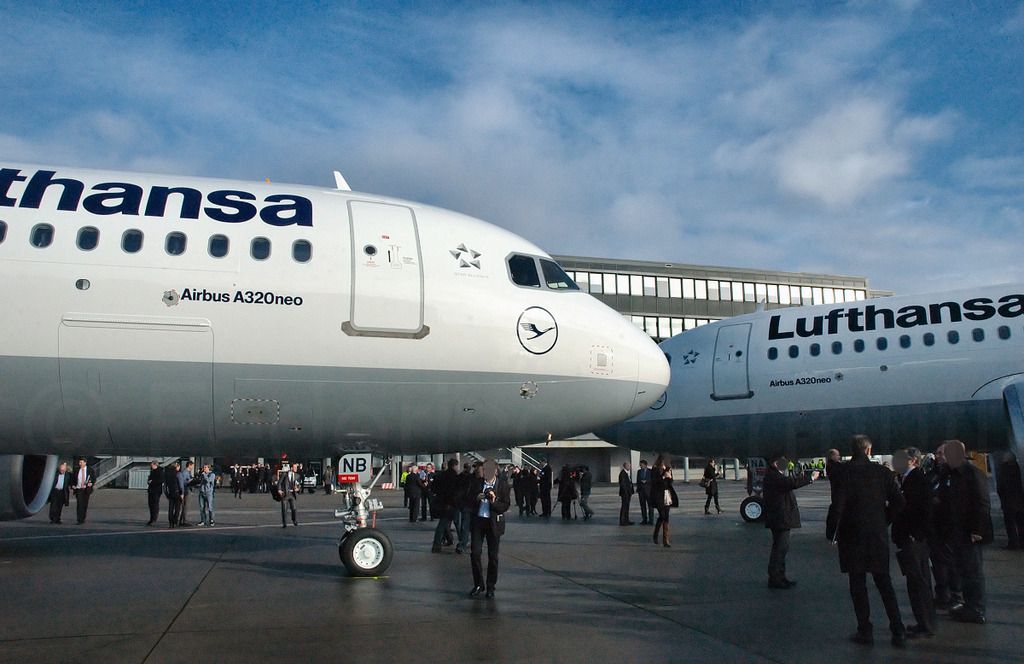 320NEO_021.jpg