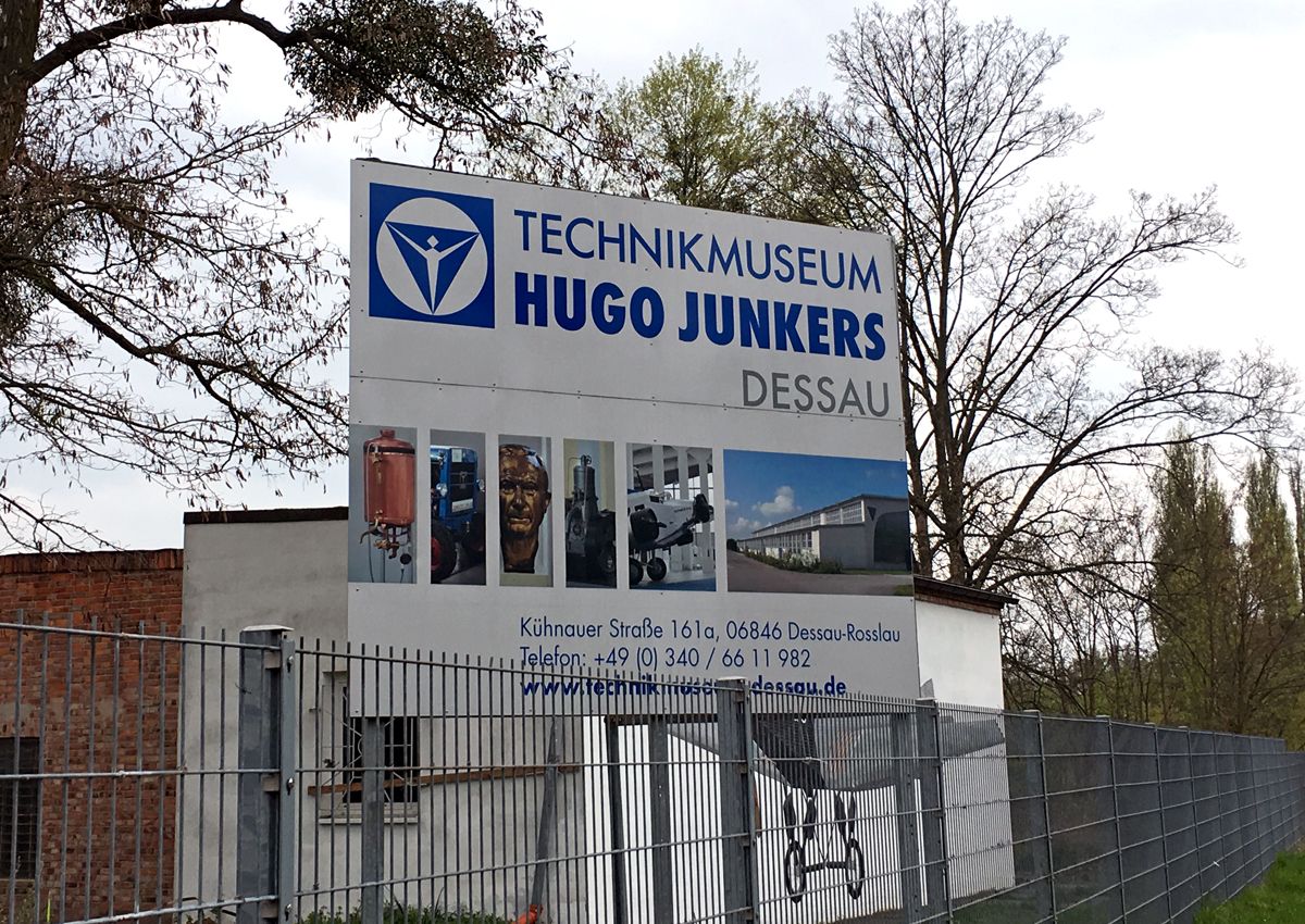 Junkers0001.jpg