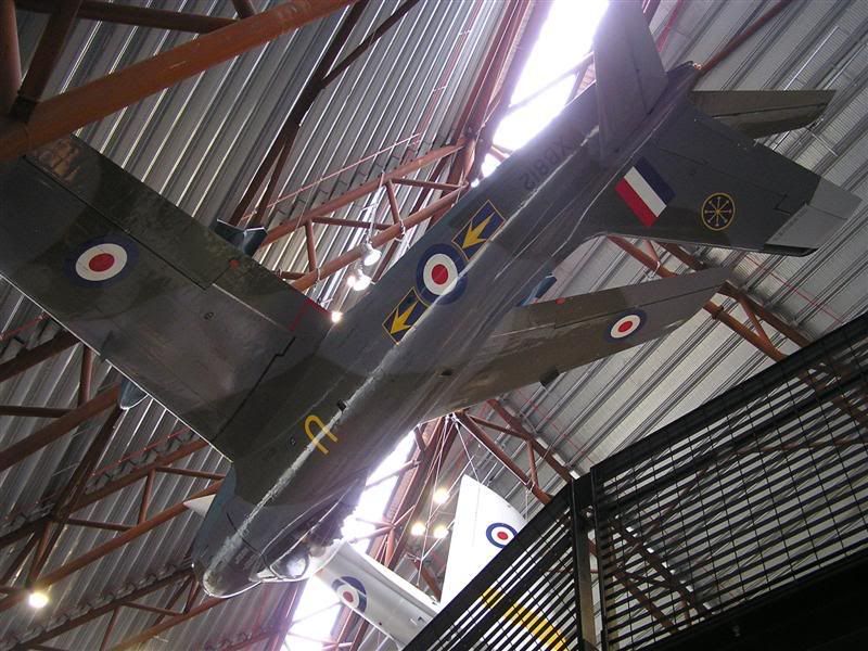 http://img.photobucket.com/albums/v679/LAHarve/Cosford/XB812a3Medium.jpg