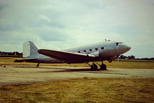 http://img.photobucket.com/albums/v679/LAHarve/Duxford%20pre1984/GANAFDuxford_zps0cc9bee1.jpg